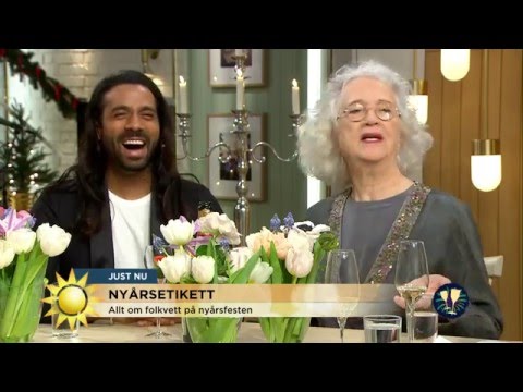 Nyårsetikett: "Visst kan du vara naken på nyårsafton" - Nyhetsmorgon (TV4)