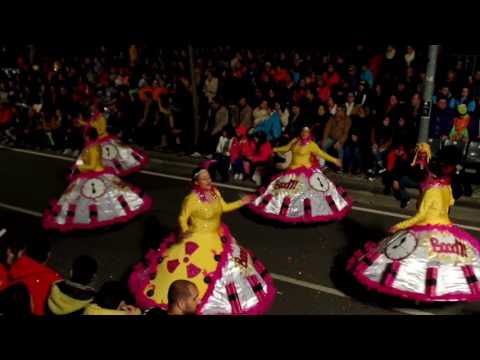 Desfile nocturno juventude vareira 2017