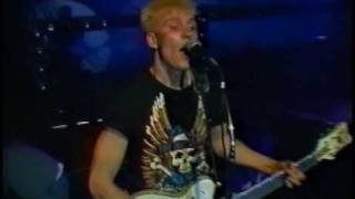 Die Ärzte Live - 1987 - Nach uns die Sintflut - 08 - 2000 Mädchen.avi