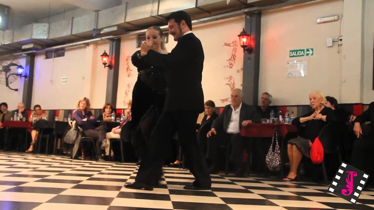 MARIA Y CARLOS RIVAROLA en el Sin Rumbo (Milonga)