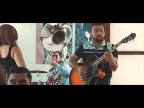 La Iniciativa Afuera video Oficial 2015