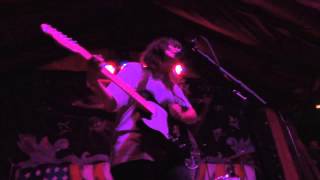Courtney Barnett: Are You Looking After Yourself (live)