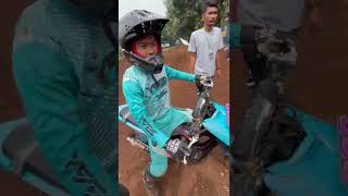 Download lagu ari ladomex JU kailash gtx secaba rindam III siliwangi mp3
