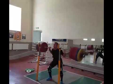Oleksandr Pielieshenko (85) 300 kg squat