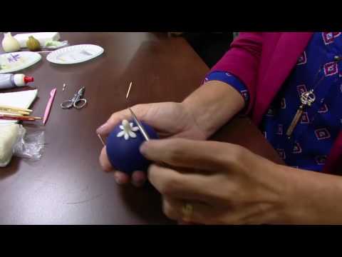 Mulher.com - 16/05/2016 - Jacintos em biscuit - Alessandra Assi PT1