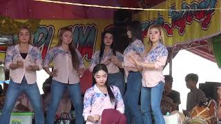 Download lagu Menari di atas luka ini versi jaipongan ujang lanay karawang mp3 Download lagu Menari di atas luka ini versi jaipongan ujang lanay karawang mp3