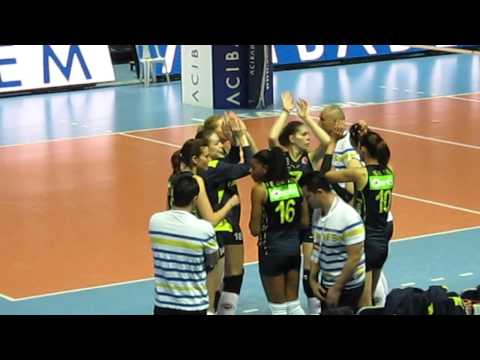 Beşiktaş 0-3 Fenerbahçe / Molada kız dedikodusu ( Girls make gossip at time out)
