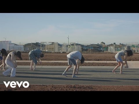 Middle Kids - Edge Of Town (Official Video)