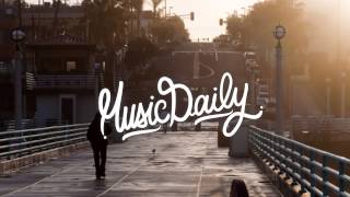 Azad Right - Spiderwebs