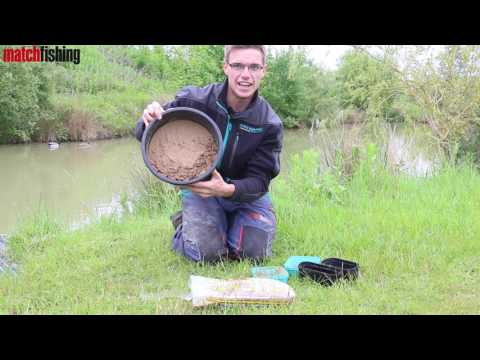 *Bait Tips* - How To Make A Super Simple Method Feeder Mix