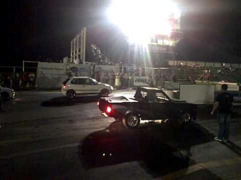 Fiat Palio 1.2 mpi racing on tarlton