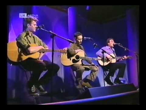 Graham Gouldman, Neil Finn, Roddy Frame. I`m Not In Love.