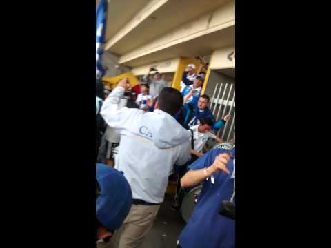 "Cadc minutos antes" Barra: Comandos Azules • Club: Millonarios