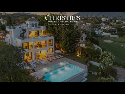 Majestic frontline golf villa at Los Naranjos Golf Club, Nueva Andalucía