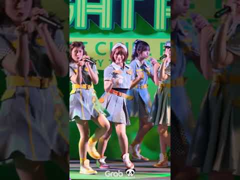 [Fancam]191114 Oogoe Diamond ก็ชอบให้รู้ว่าชอบ Music BNK48 @ Grab Urban Night Fest