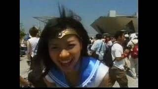 お宝 女子アナ セーラームーンのコスプレ 風でスカートめくれてあわてて隠す