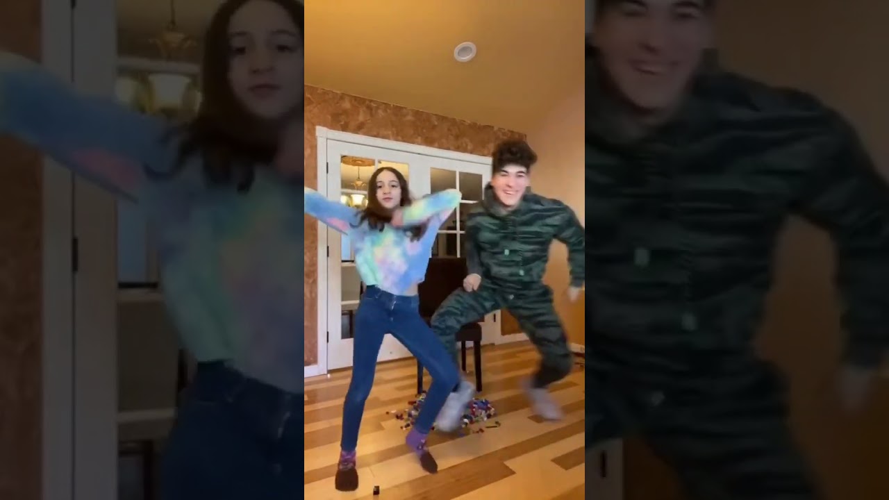 Who Won This Sibling Dance Battle? 🤔