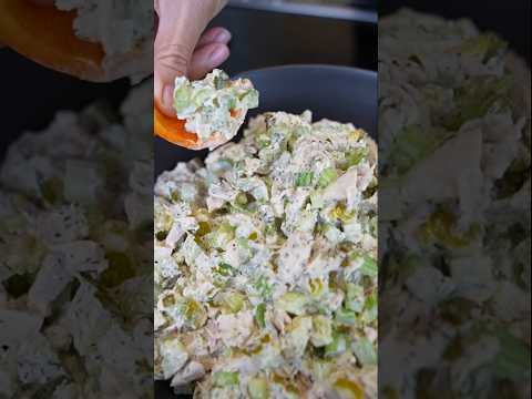 👌 “Fast, Flavorful & Full of Pickles – Chicken Salad Hack!”