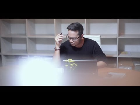 Like I'm Gonna Lose You x Locked Away - Adera & CARA (Mashup Cover)