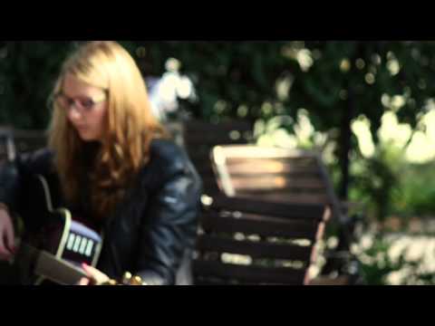 Bina - The boxer (Mumford and Sons cover)