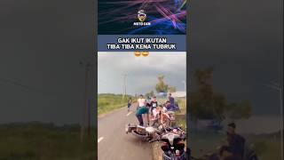 Download lagu Watching illegal racing, but ended up crashing mp3