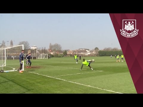 GOLAZO! Sakho and Sheringham combine in training