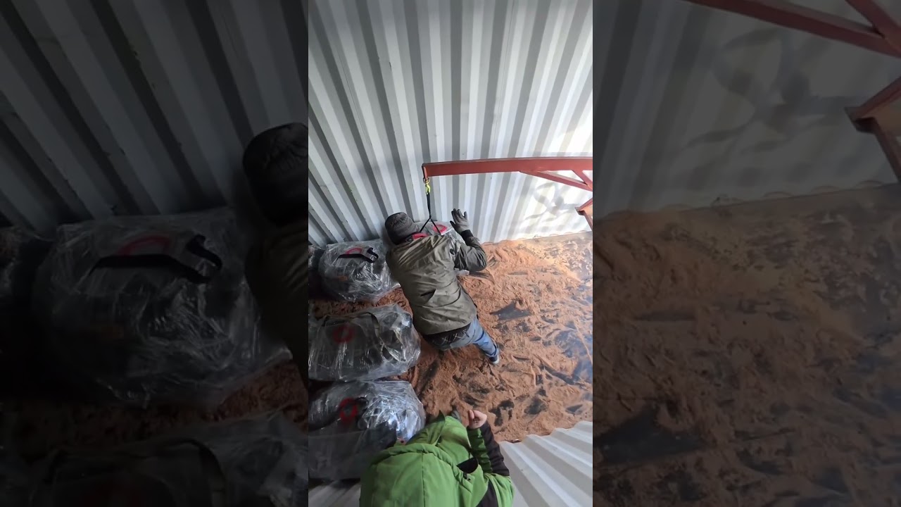 Очередная загрузка «сороковки»: от тяжелых агрегатов до финишного ряда колес.