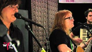 Indigo Girls - &quot;Making Promises&quot; (Live at WFUV)