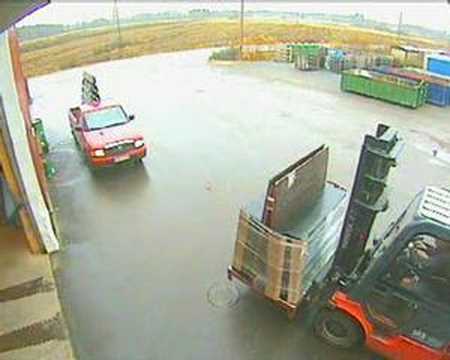 humour travail sécurité humour Manutention de charge Manutention de Charge Chariot élévateur