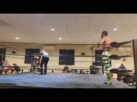 Josh Glide Vs Sebastian Cage