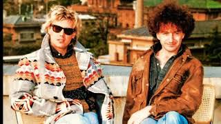 Isolated Drum &amp; Bass Guitar on Too Young