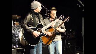 Joe Satriani plays Andalusia during soundcheck