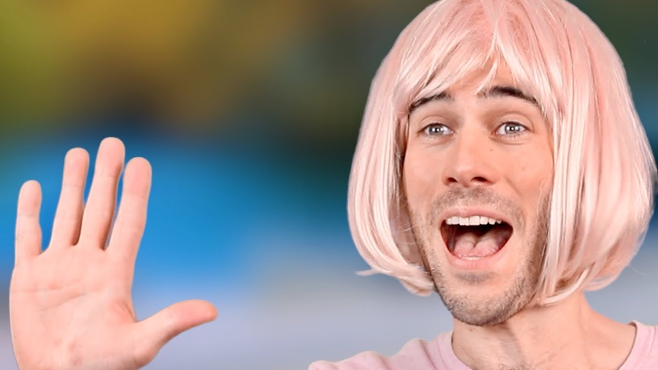 Dating an extrovert be like...