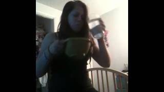 Jillanna fails at cinnamon challange
