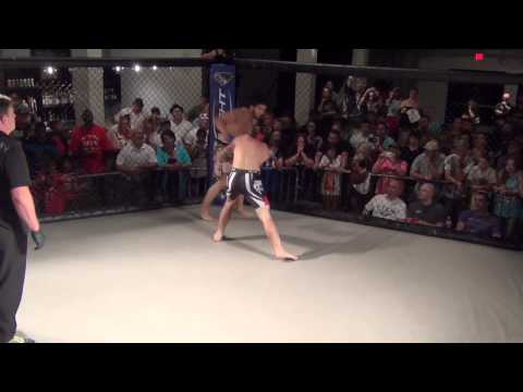 James Wallace vs Darian Bradshaw