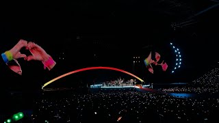 Coldplay - Charlie Brown (Live in Manila 2024 - Day 1)