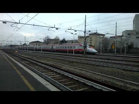 ETR610 002, E464 413 XMPR+6 2 piani Trenord - Milano Greco 04/01/2016