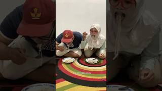 Download lagu Ketika Makan Bakso Sebungkus Bersama mp3 Download lagu Ketika Makan Bakso Sebungkus Bersama mp3