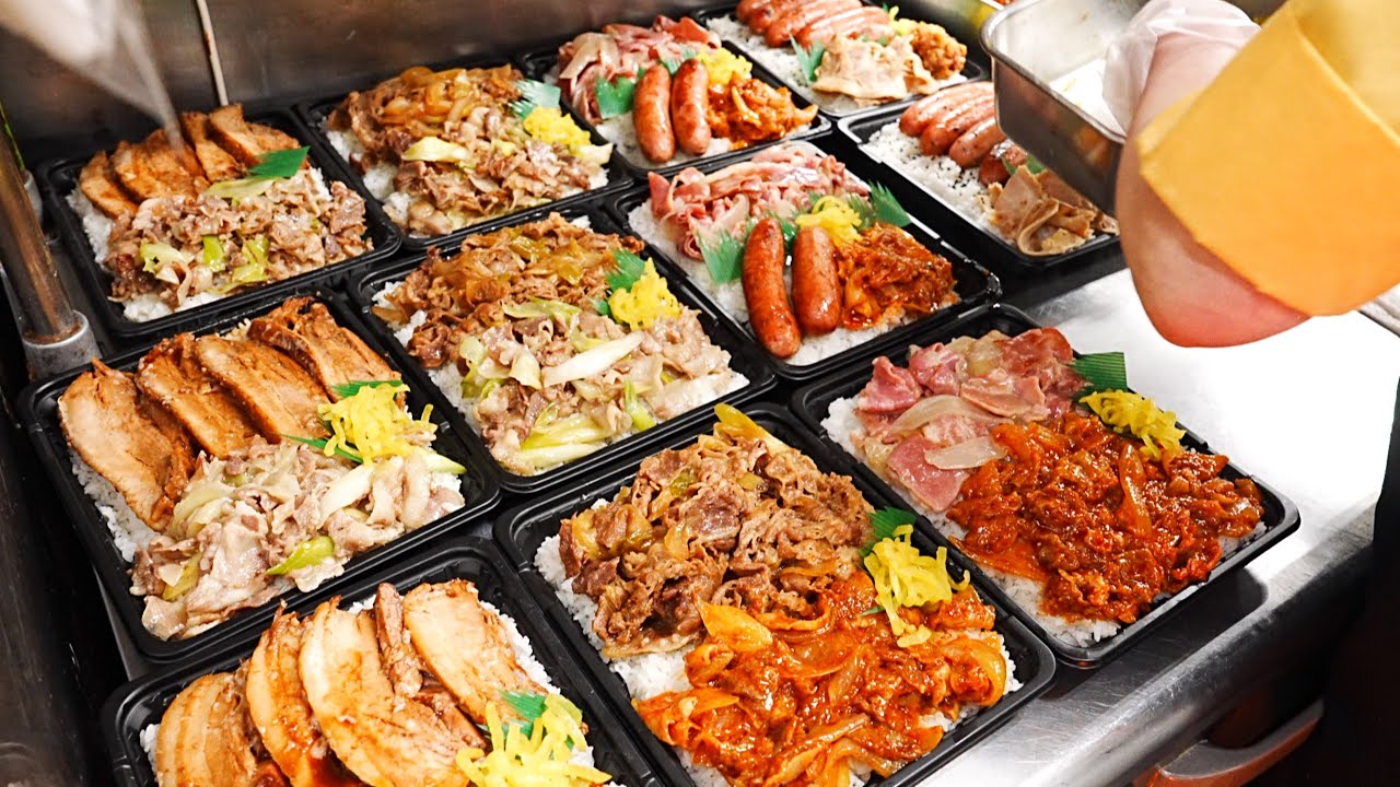 Japanese Bento - The kitchen of a bento shop in Tokyo that never sleeps 24 hours a day. rice ball