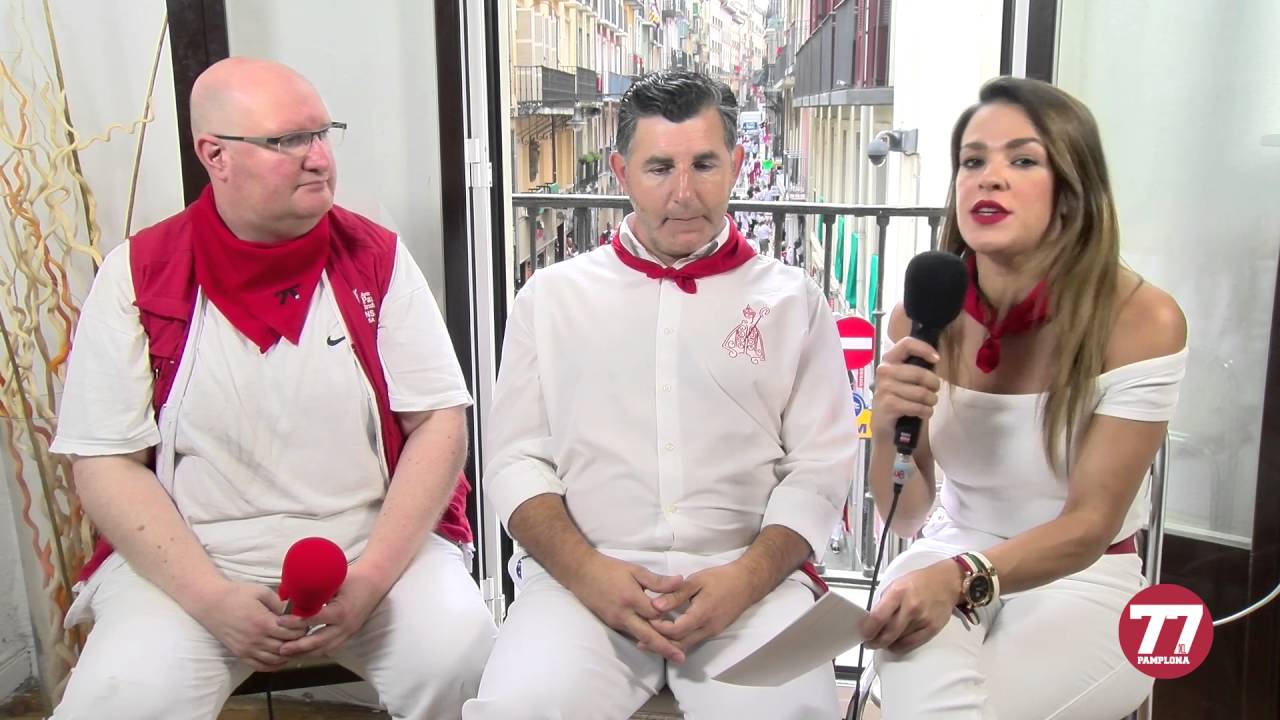 Runners and bulls during the 2016 San Fermín encierro in Pamplona