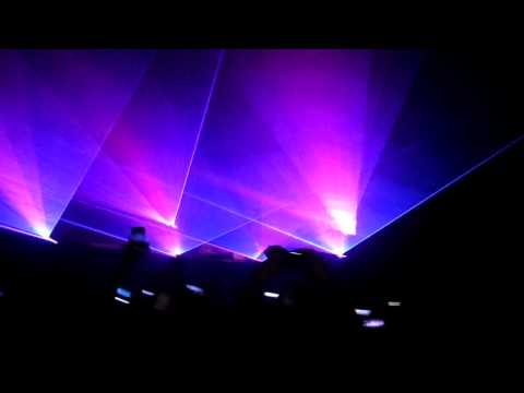 Swanky Tunes vs. deadmau5 - 'Together vs.Strobe' @ O2 Apollo, Manchester (27th May 2011)