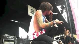 Breathe Carolina- Hit And Run [Live from Photo Pit @ Warped Tour 2012]