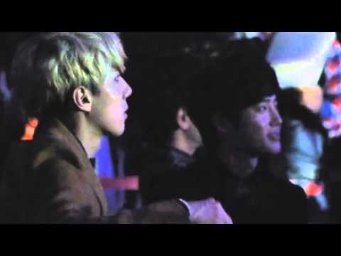 130131 SMA Awards l l suhoxkrystal l l "Yeah that's my girl!"