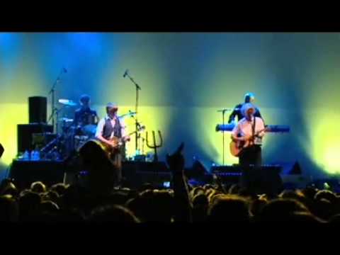 Finn Brothers - Don't Dream It's Over / Live at Homebake Festival 2005 from Channel V Special