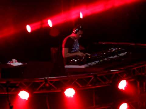 Tiesto o2 World Berlin - Get No Sleep - 09./10.09.2011 #1