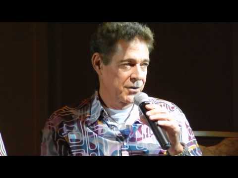 Barry Williams talks about his stoned episode - Brady Bunch Convention - August 16, 2014
