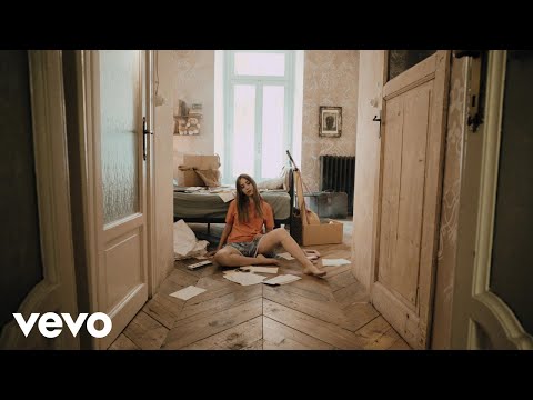 Federica Abbate - Pensare troppo mi fa male (feat. Marracash)