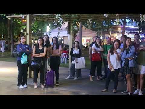 Impromptu Sessions by Nick Mangubat at BGC High Street part 3