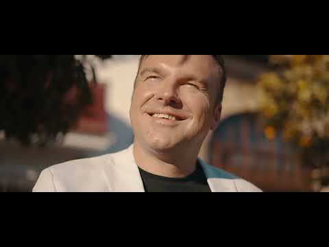 René Ulbrich - Madonna Blue (Offizielles Video)