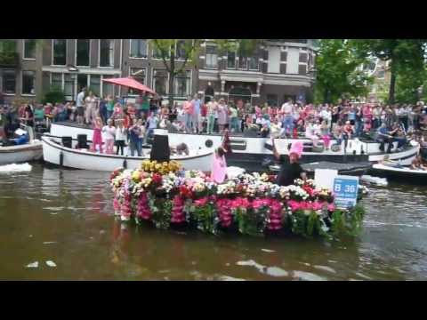 Amsterdam Canal Parade 2012 - Prinsegracht Amsterdam, 4 August - Boat number 36: Henk Dal